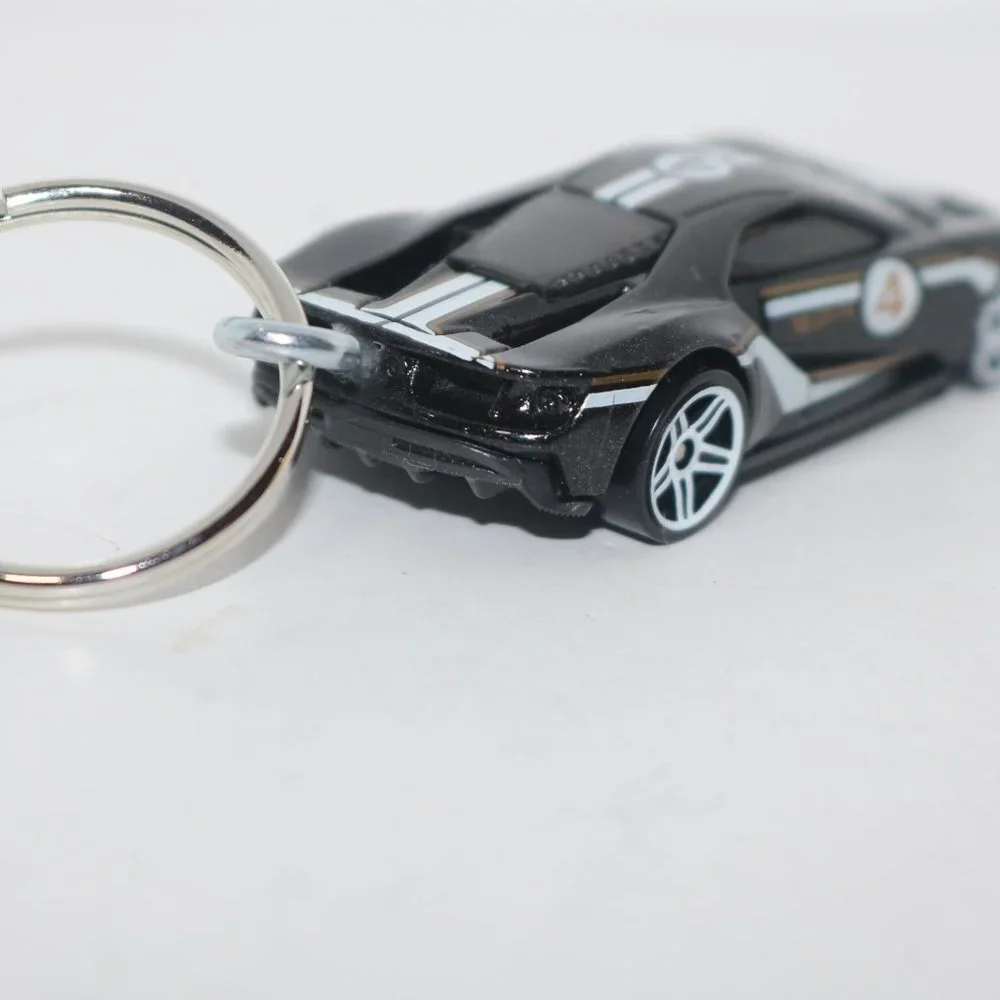 Hot Wheels Then & Now 2017 Ford GT CUSTOM keychain